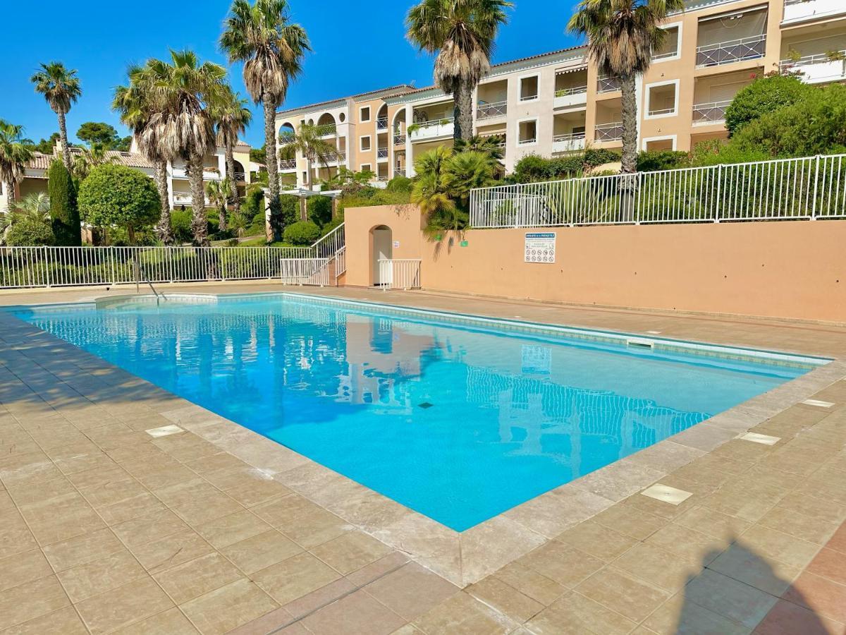 La Girelle De Vacances Giens Hyères Exterior foto